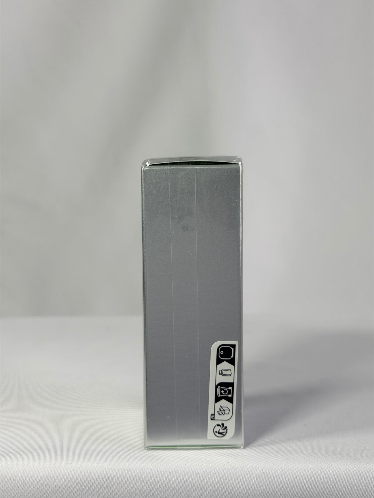 Carolina Herrera 212 NYC Eau de Toilette 30ml
